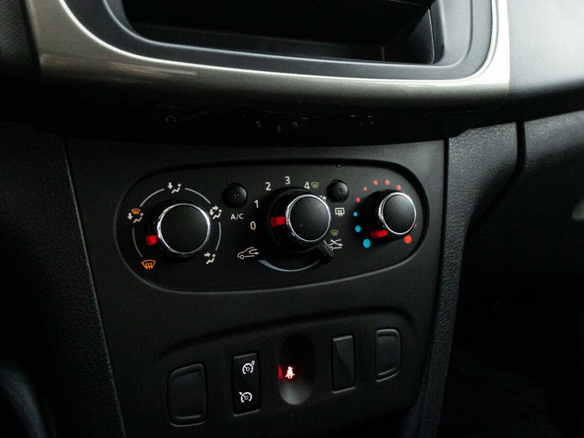 Рено Сандеро б/у, 2018, Механическая. Фото: #14