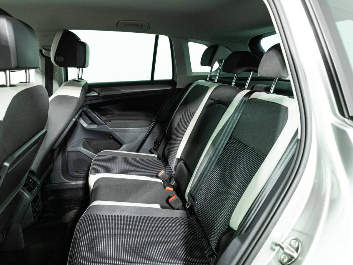 Фольксваген Тигуан б/у, 2019, Роботизированная. Фото: #9