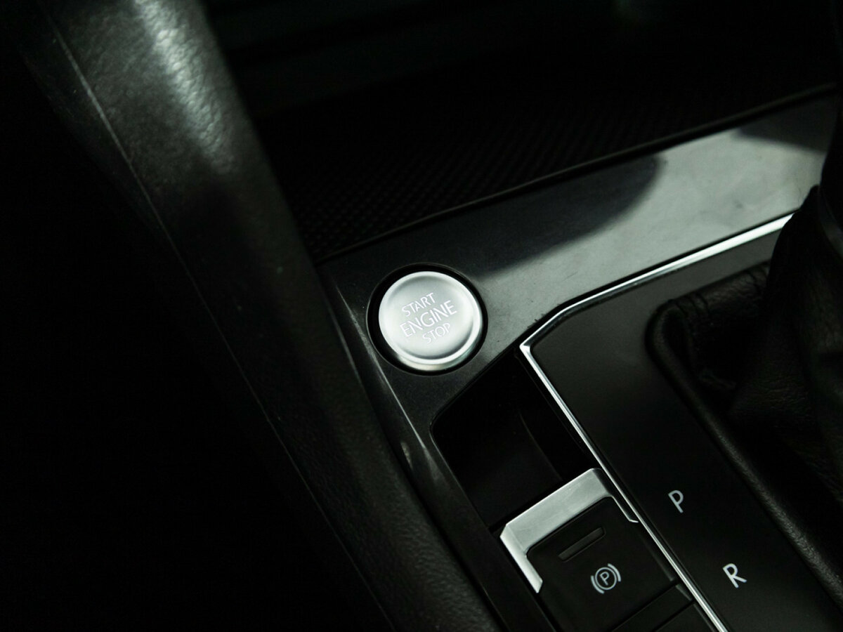 Фольксваген Тигуан б/у, 2019, Роботизированная. Фото: #17